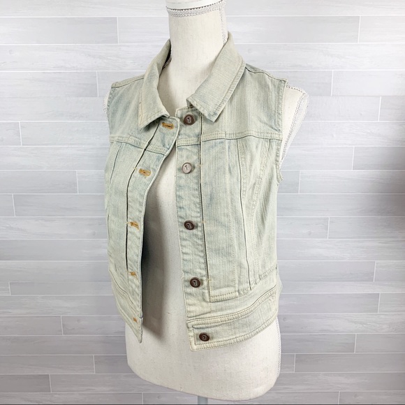 Anthro | Pilcro Distressed Sunwashed Denim Vest - Picture 3 of 15